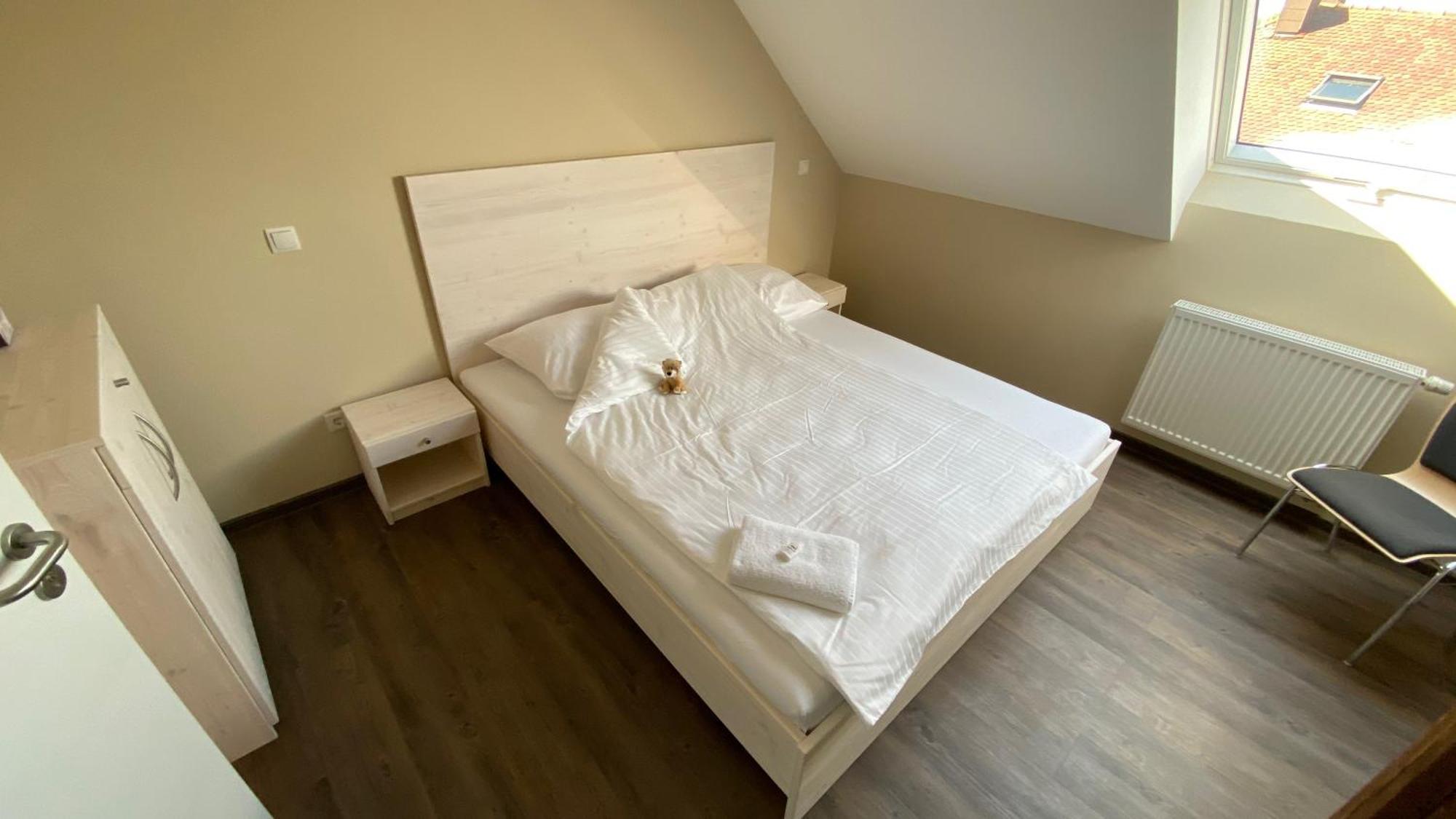 Hotel BürgerhausLöwen Philippsburg Habitación foto